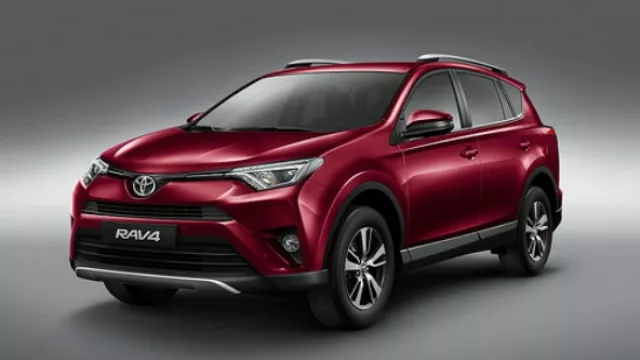 Toyota reposiciona a la Rav4: más barata y con mayor equipamiento