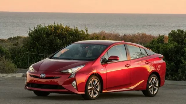 Toyota vende 10 millones de autos híbridos en el mundo