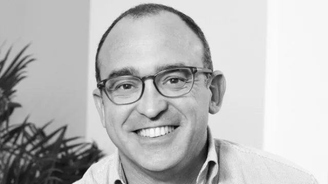 Santana, nuevo CEO en Gurú y Publicar