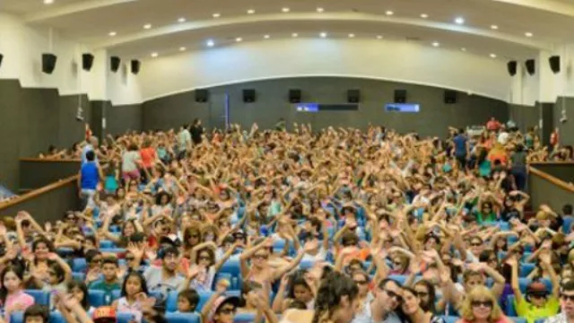 La fundación del BPN organiza un festival solidario para comprar un elevador portátil de piletas