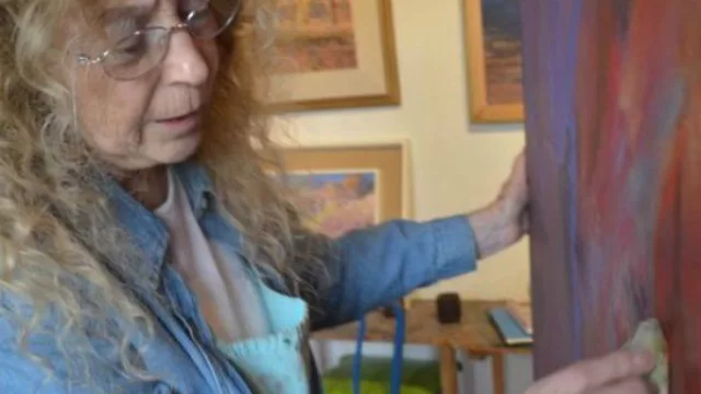 “Hitos” de Marta Such se queda todo noviembre en la Legislatura (50 años dedicados al arte)