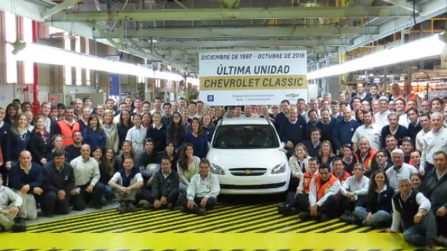 Se dejó de fabricar el Corsa Classic, auto récord de la industria