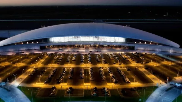 LATAM reparte postales por el mundo para atraer turistas a UY