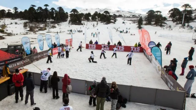Biferdil RugbyXtreme brilló en Caviahue (el único torneo de rugby en la nieve)