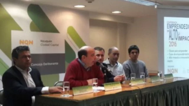 MercadoLibre, Grupo Founders y Pura Frutta presentes en Neuquén para la promoción de emprendimientos
