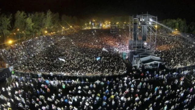 La vida vista desde un drone II: La fiesta de la Manzana en Gral. Roca.