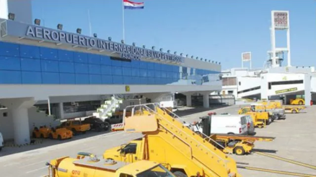 El aeropuerto de PY triplicó su número de pasajeros y exige una nueva estructura
