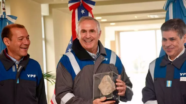 El embajador de los Estados Unidos visita (por primera vez) Vaca Muerta