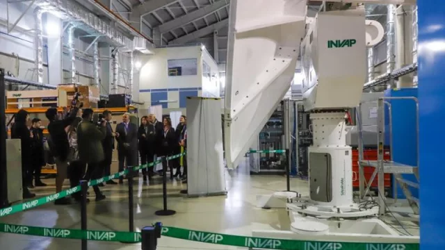 La empresa Invap modernizará los sistemas de control de tráfico aéreo del país