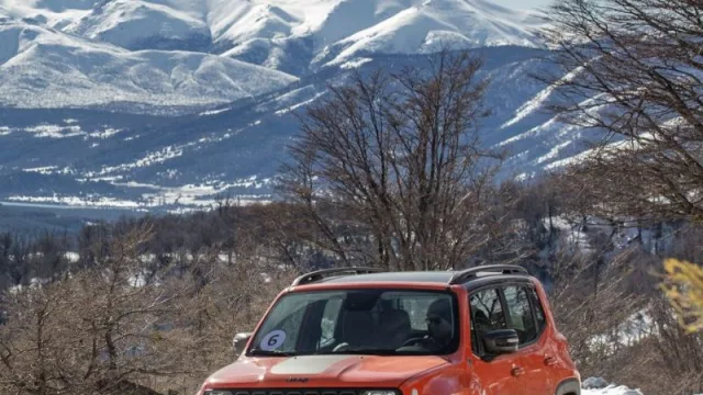 Jeep lanzó su nuevo modelo en Villa La Angostura (con más despliegue tecnológico y más seguridad)