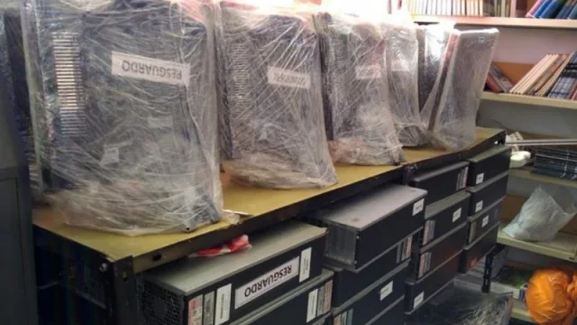 El Banco Provincia de Neuquén donó equipamiento para bibliotecas populares (ya donaron 46 computadoras a Bibliotecas Populares)