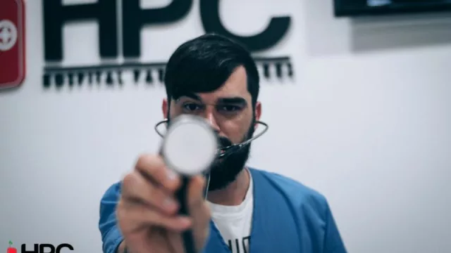 Un nuevo "hospital" busca "pacientes" y franquiciados en Neuquén: cómo funciona Hospital para Celulares