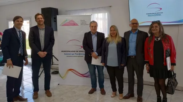 Presentaron el nuevo parque industrial Senillosa (con expectativas de nuevas inversiones)
