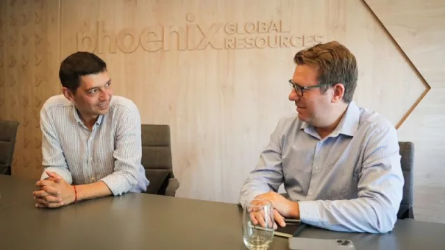 Reunión entre el gobierno y el CEO de Phoenix (donde se destacó la creación de nuevos puestos de empleo)