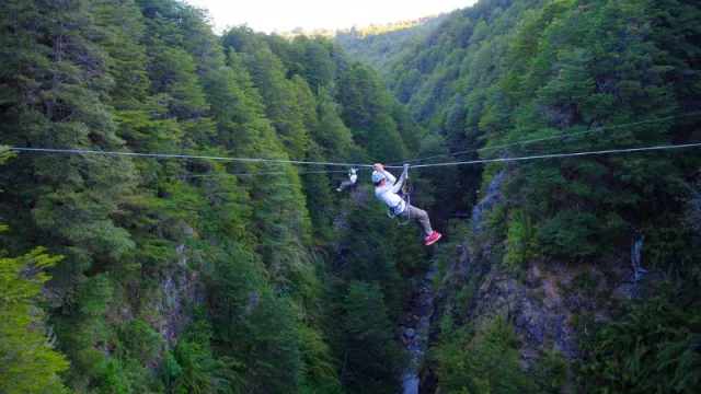 Cerro Bayo ofrece distintas actividades para este verano (tubbing, trekking, paseos en bici algunas de ellas)