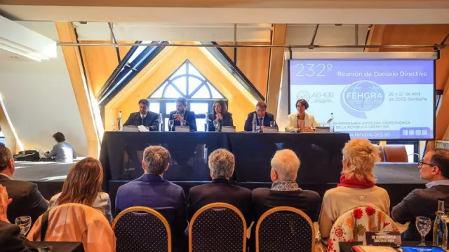 Fehgra: Matías Lammens y Arabela Carreras inauguraron la Reunión de Consejo Directivo de la Federación