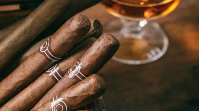 Miami Top: El Vecino, un nuevo bar de cigarros y cocktails en el Worldcenter