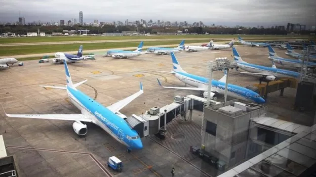 Miami cada día más atractiva para los argentinos: Aerolíneas Argentinas y otras compañías ya ofrecen vuelos desde Aeroparque Jorge Newbery (Buenos Aires)