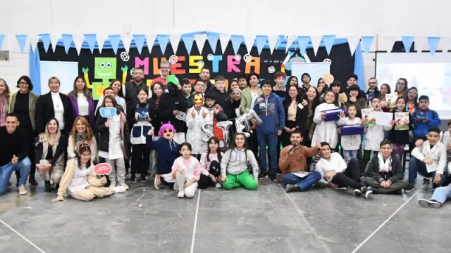 ExxonMobil y Enseñá Por Argentina reconocieron la participación de estudiantes y docentes en el Programa de Innovación y Tecnología 2023