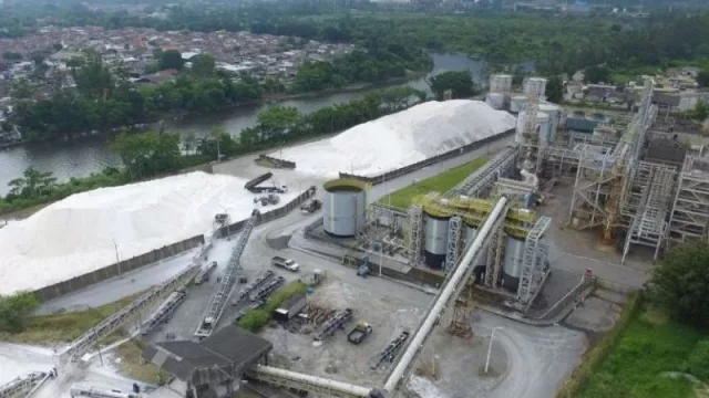 Unipar (el gigante petroquímico brasileño), planea invertir aún más en Argentina (pero espera que se destrabe el giro de utilidades)