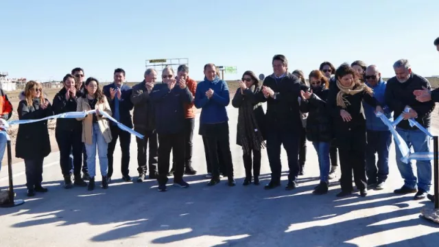 Inauguraron el asfalto en la ruta provincial del petróleo