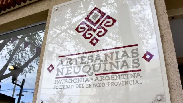 Artesanías Neuquinas celebra su 49º aniversario con descuentos imperdibles