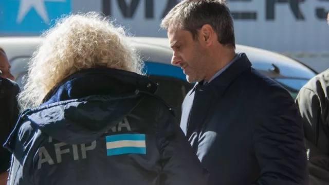 Importaciones: embargo millonario y procesamiento en una denuncia clave de la Aduana