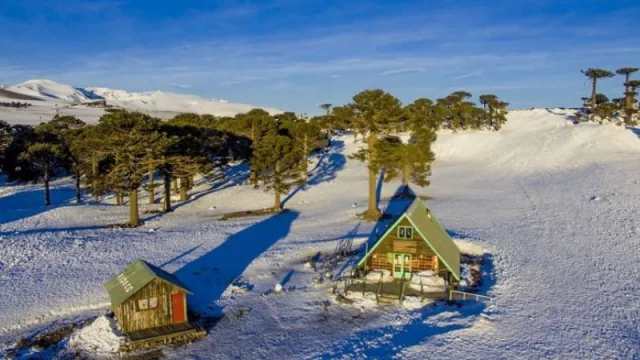 Zapala impulsa la reactivación de Primeros Pinos (el emblemático parque de nieve de la región), para fomentar el turismo durante todo el año