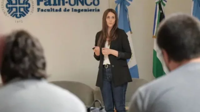 Oldelval lanza programa "Generación Midstream" para jóvenes profesionales