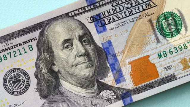 Dólar tarjeta y ahorro: las 7 claves de la nueva medida del Gobierno para frenar la pérdida de reservas
