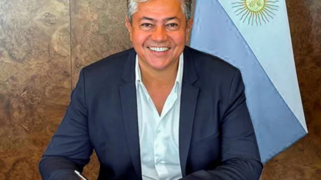 YPF se suma al Plan de Becas Gregorio Álvarez (para promover el desarrollo sostenible de las comunidades donde opera la compañía)