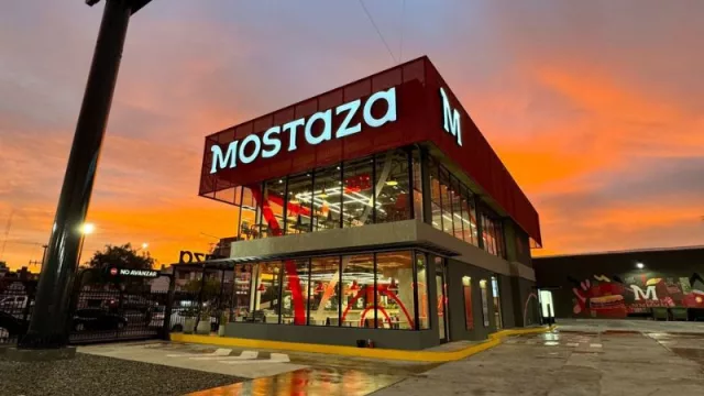 Mostaza abre el local más grande de la Patagonia en Neuquén (con un total de 466 m2 para albergar a más de 200 personas)