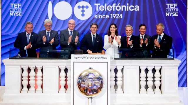 El CEO de Telefónica tocó la campana en Wall Street