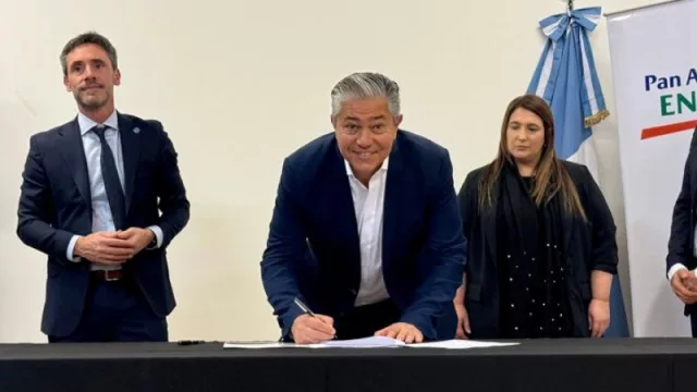 La provincia de Neuquén (junto a PAE y el CFI) lanzaron una nueva línea de financiamiento destinada a fortalecer pymes de la industria energética