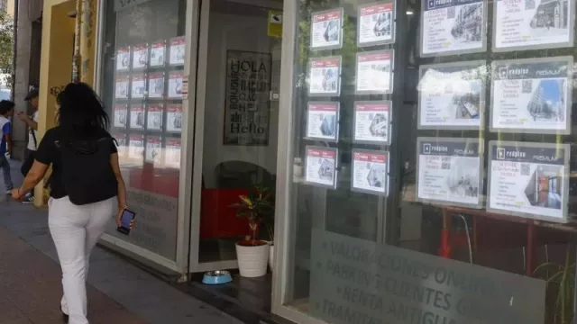 El 42% de los madrileños quiere cambiar de vivienda debido a las altas temperaturas del verano (mientras que en 2022 era el 30%)