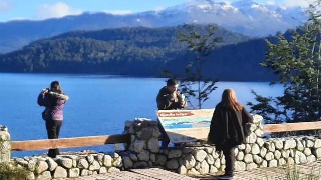 Operadores turísticos de Brasil visitan Villa La Angostura como parte de una estrategia de promoción internacional