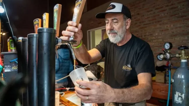 ¡Chin, chin! Finalizó con éxito el Festival de Cerveza Artesanal (en Aluminé)