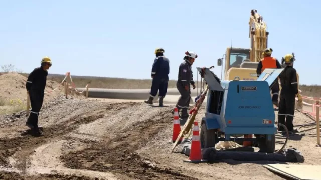 Río Negro se consolida en el mercado exportador con el avance del oleoducto Vaca Muerta Sur