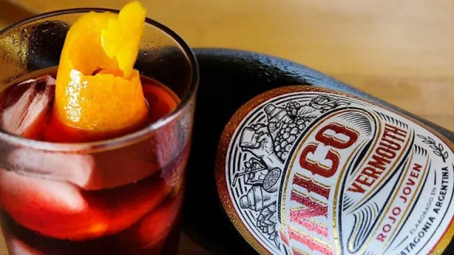 Único Vermouth, el proyecto que combina tradición italiana y el sabor patagónico