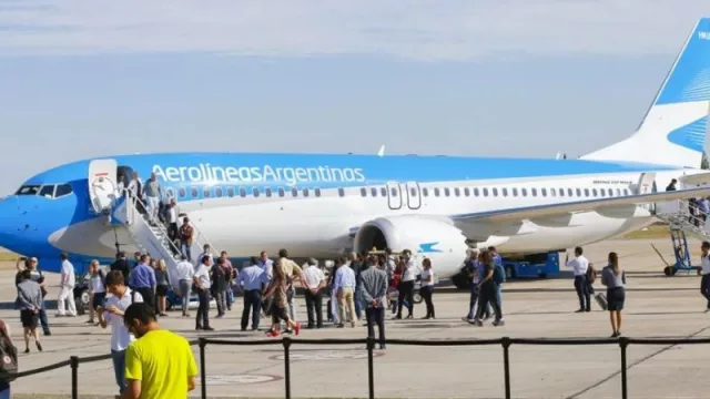 Aerolíneas Argentinas transportó más de 250.000 pasajeros entre el viernes 27 y el 1 de enero (Neuquén, entre los destinos más elegidos)