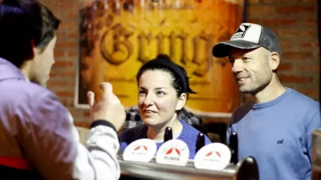 Nuske: la cervecería neuquina del año que brilla con energía solar en un paraíso cordillerano