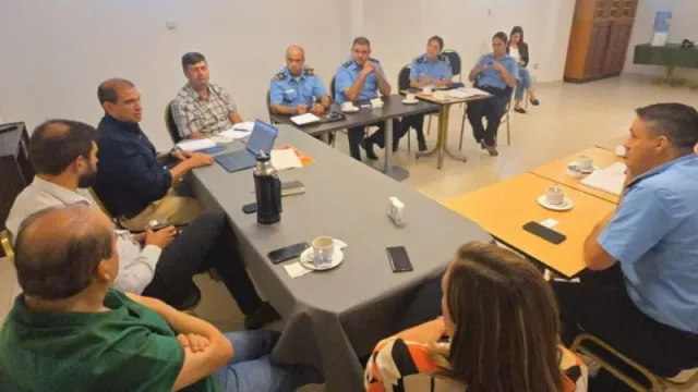 Seguridad y hotelería: acuerdan capacitaciones y acciones preventivas en Neuquén