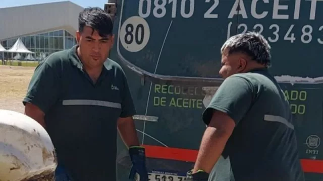 Recolección de aceite vegetal en la Fiesta de la Confluencia: 600 litros destinados a biodiésel