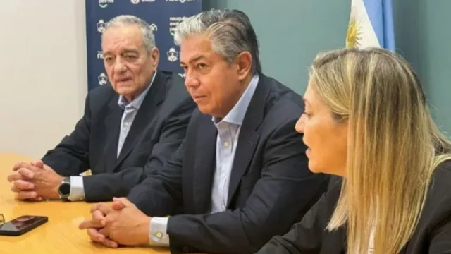 El programa de becas Gregorio Álvarez suma nuevos aportes para potenciar talentos