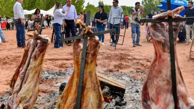 Las mujeres asadoras conquistaron la parrilla en Rincón de los Sauces