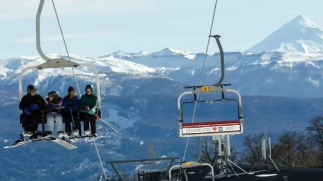 La Provincia recibió las instalaciones del Cerro Chapelco (y avanza hacia una nueva etapa de concesión)