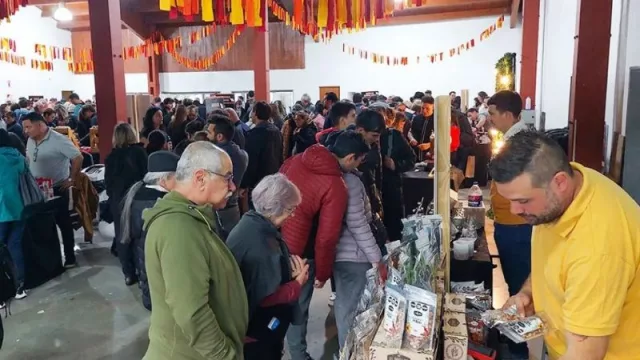 Los sabores neuquinos llegan a Villa La Angostura con una feria imperdible