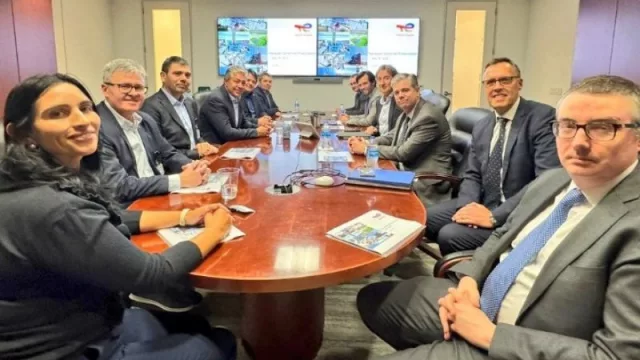 Neuquén busca atraer inversiones en Houston para potenciar el desarrollo de Vaca Muerta