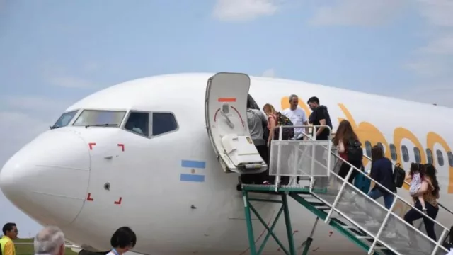 Protección al Consumidor interviene tras cancelaciones de vuelos de Flybondi en Neuquén