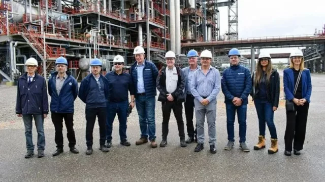 Interés internacional por la PIAP: multinacionales evalúan contratos por agua pesada y amoníaco